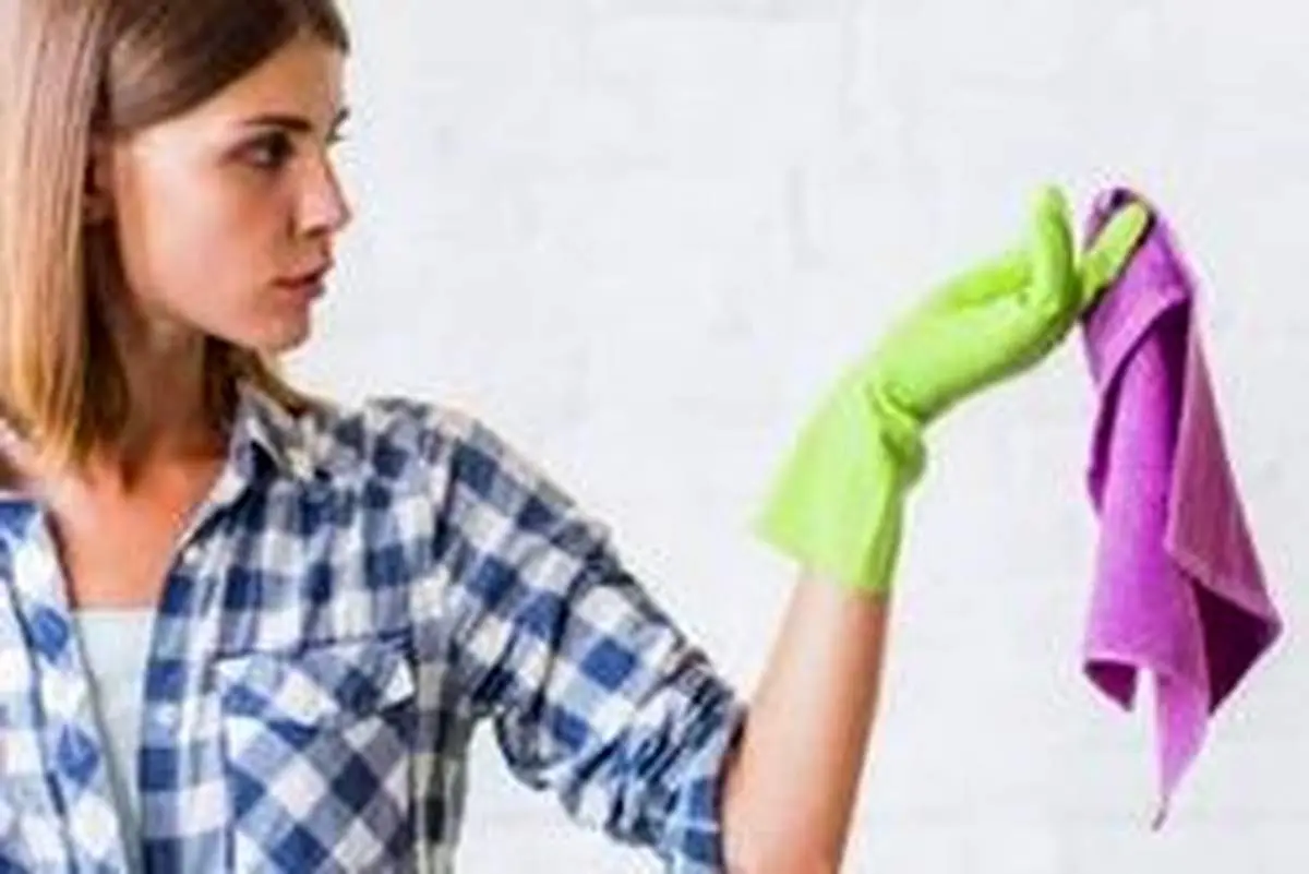 تمیز کردن خط و خش شیشه ها با استون