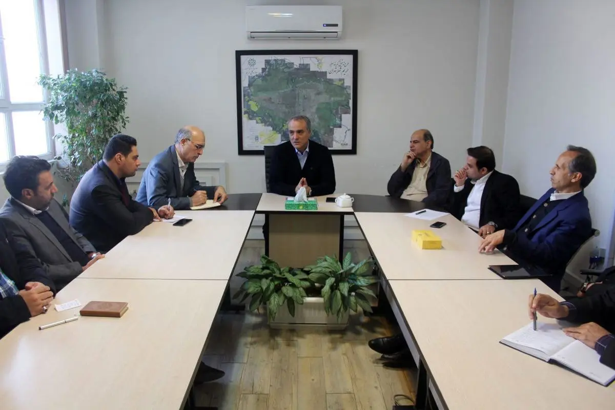 مدیر کل حریم شهرداری تهران برای پنج تن از مدیران این اداره کل احکام جدید صادر کرد