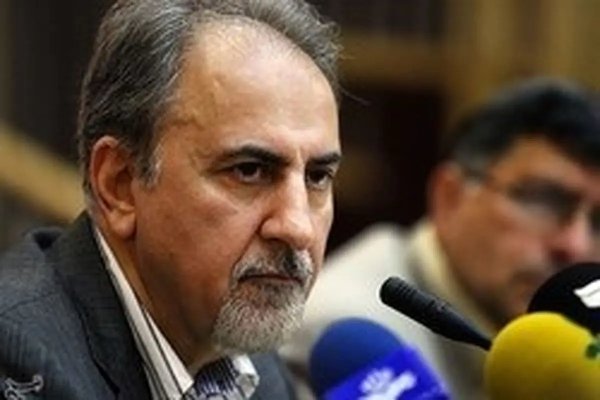 نجفی حاضر به پاسخگویی به سؤالات خبرنگاران نشد