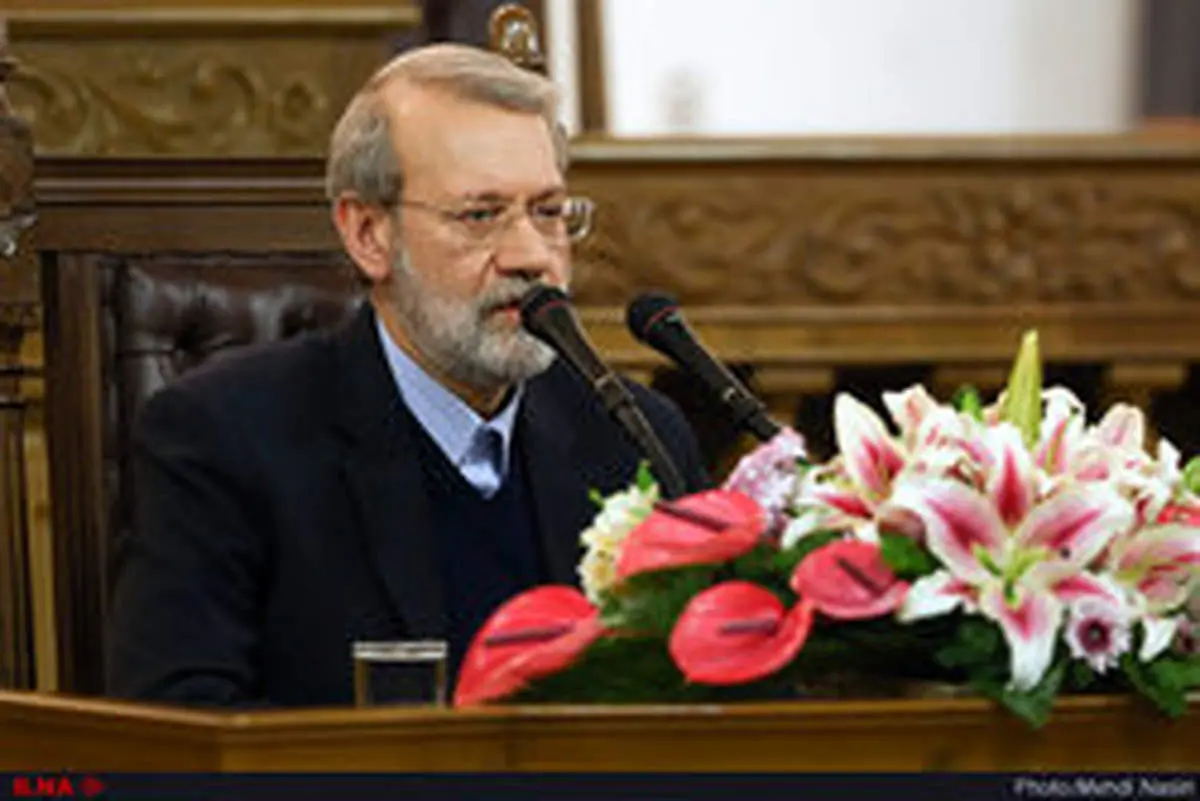 ملتی که فرهنگ حسینی و علوی دارد، میراث قلبی خود را به حراج نمیگذارد
