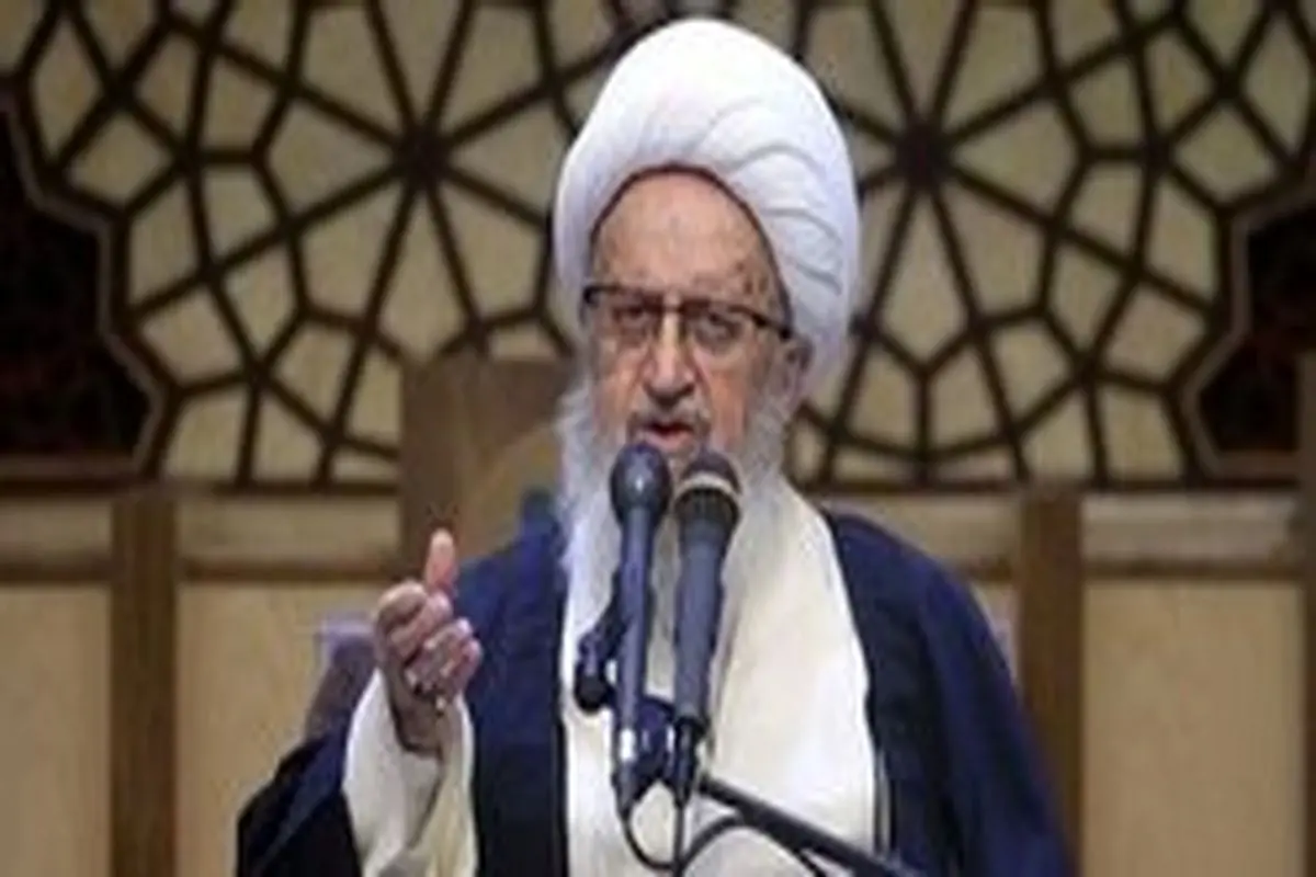 واکنش آیتالله مکارم شیرازی به حضور دزدانه ترامپ در عراق