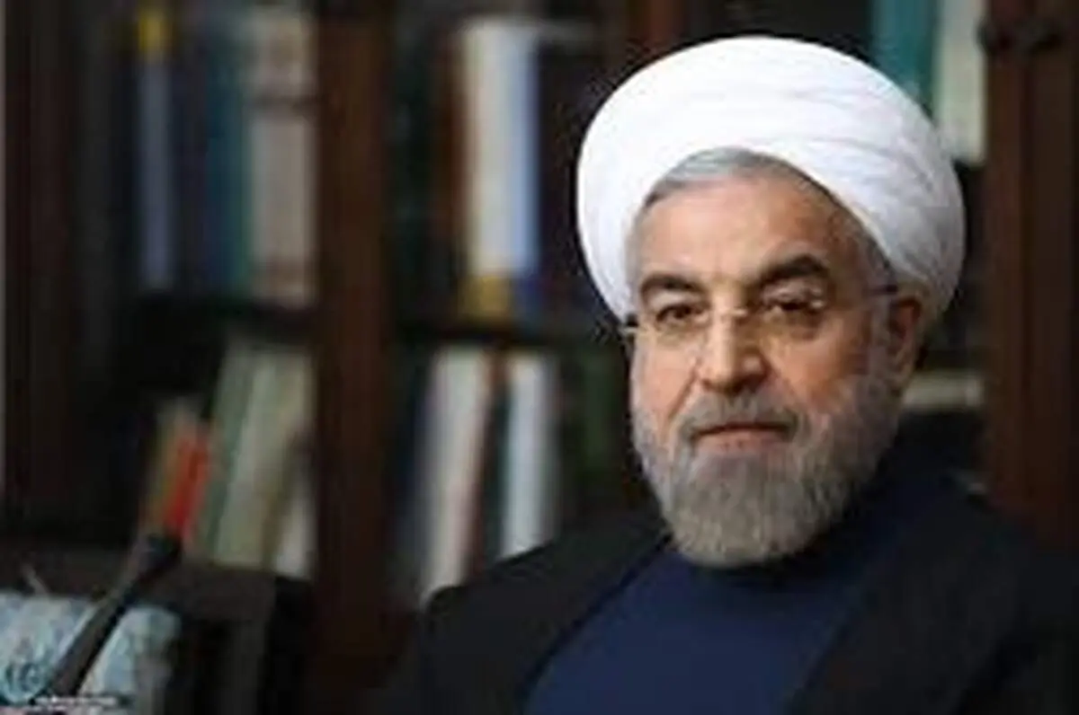 روحانی: باید دست به دست هم از مشکلات عبور کنیم