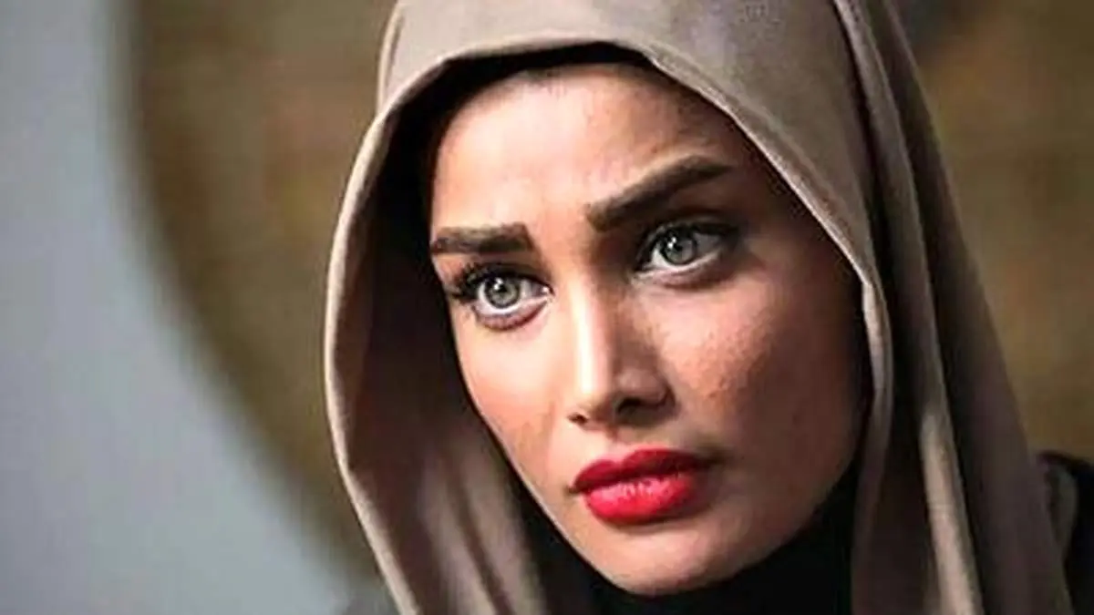 تینا آخوندتبار با یک تیپ ورزشی جلب‌توجه کرد