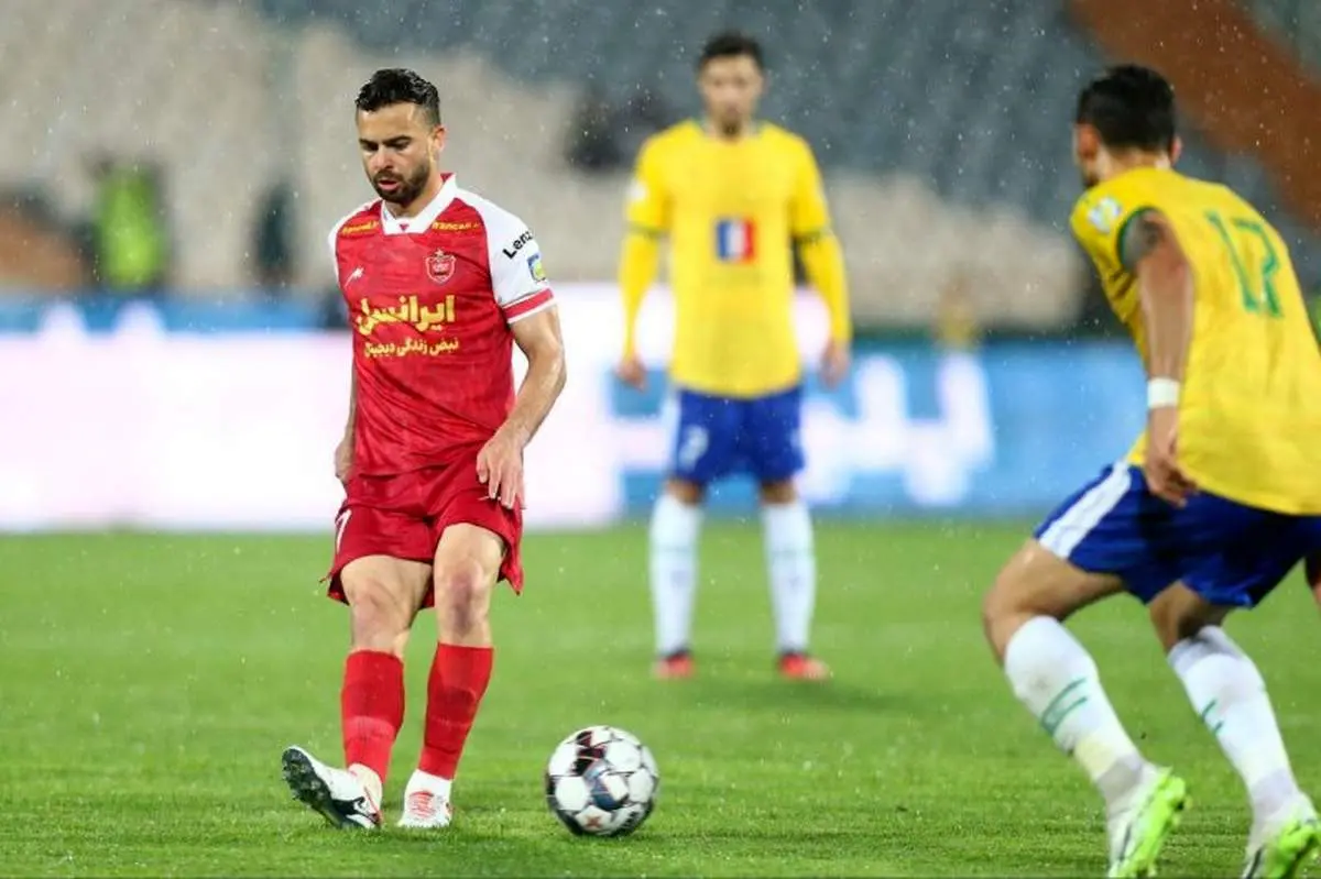 صنعت نفت 0 - 3 پرسپولیس؛ سرخپوشان موقتا صدرنشین شدند
