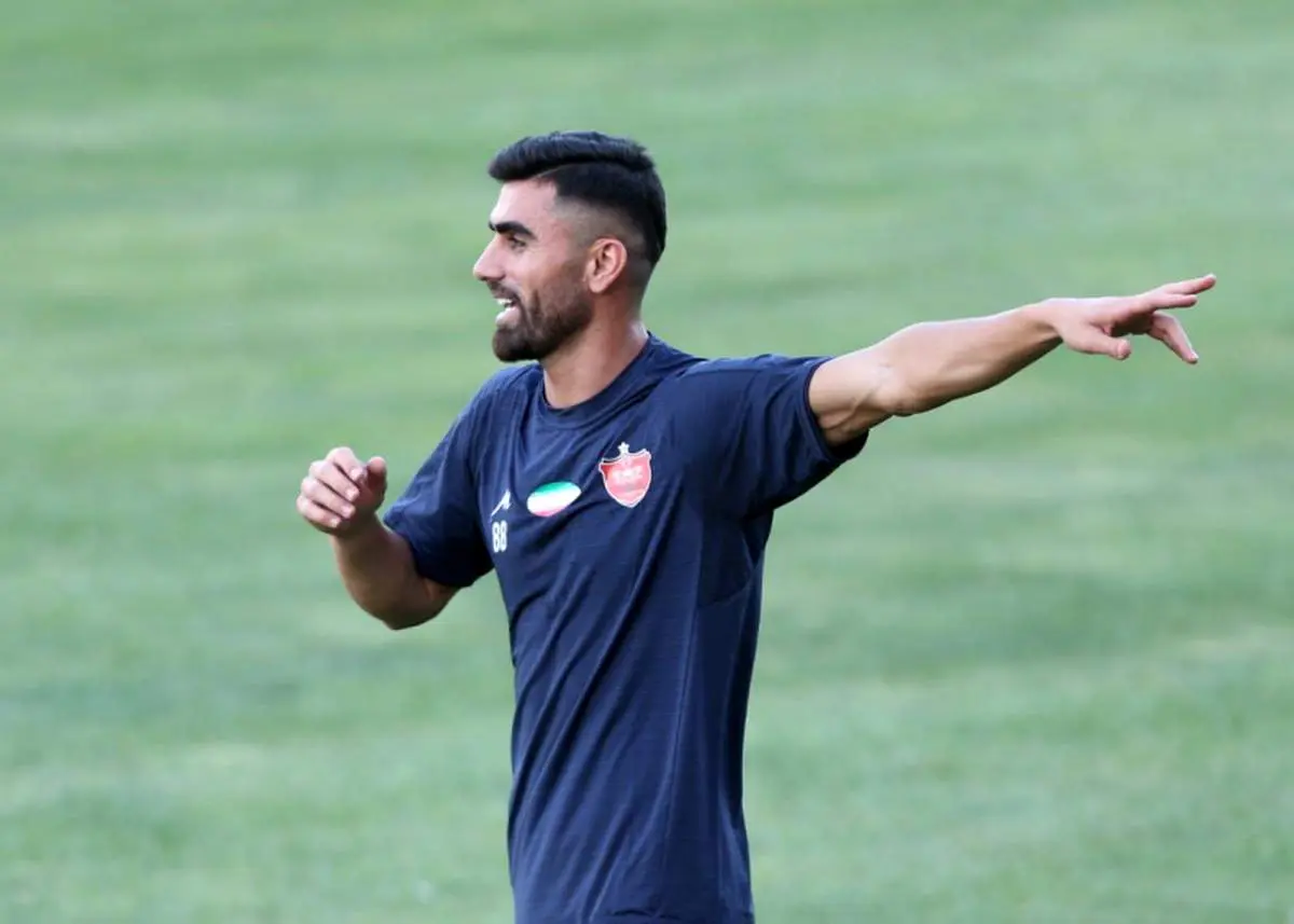 این ستاره پیشنهاد تمدید قرارداد پرسپولیس را رد کرد!