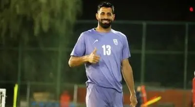 مدافع پرسپولیس از چشم قلعه‌نویی افتاد!