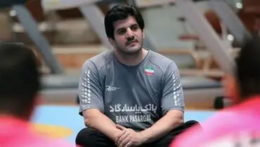 حمایت پهلوان از پهلوان؛ رسول خادم در کنار عادل فردوسی‌پور ایستاد