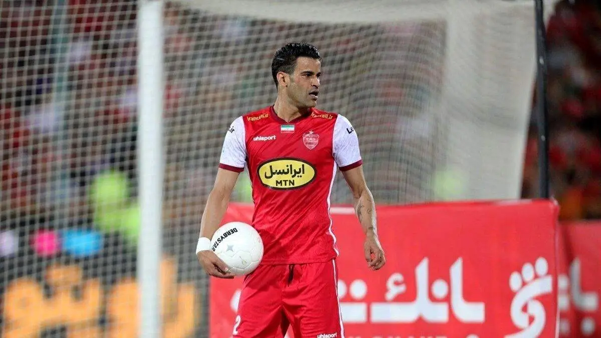 لحظه به ثمر رسیدن گل اول پرسپولیس به تراکتور+فیلم
