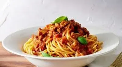  پخت اسپاگتی با عطر دل انگیز سیر