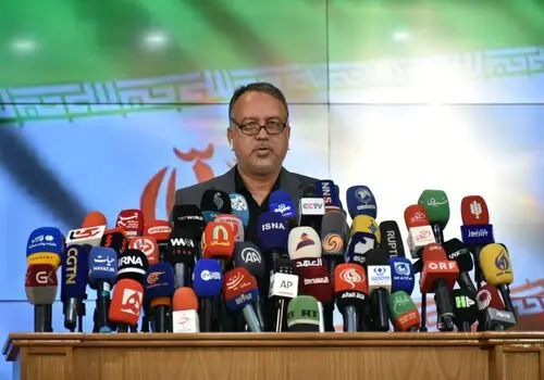 
نحوه اخذ رأی شعب سیار هیچگونه تفاوتی با شعب اخذ رأی ثابت ندارد
