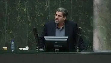 کواکبیان: کارگران و معلمان بازداشت شده‌ در مقابل مجلس باید آزاد شوند