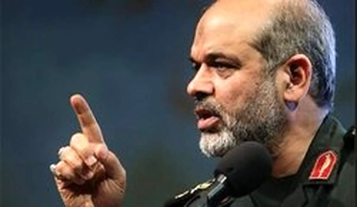 سردار وحیدی: نیروهای مسلح آمریکا کمی عاقل تر از ساکنان کاخ سفیدند