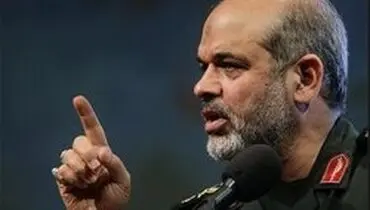 سردار وحیدی: نیروهای مسلح آمریکا کمی عاقل تر از ساکنان کاخ سفیدند