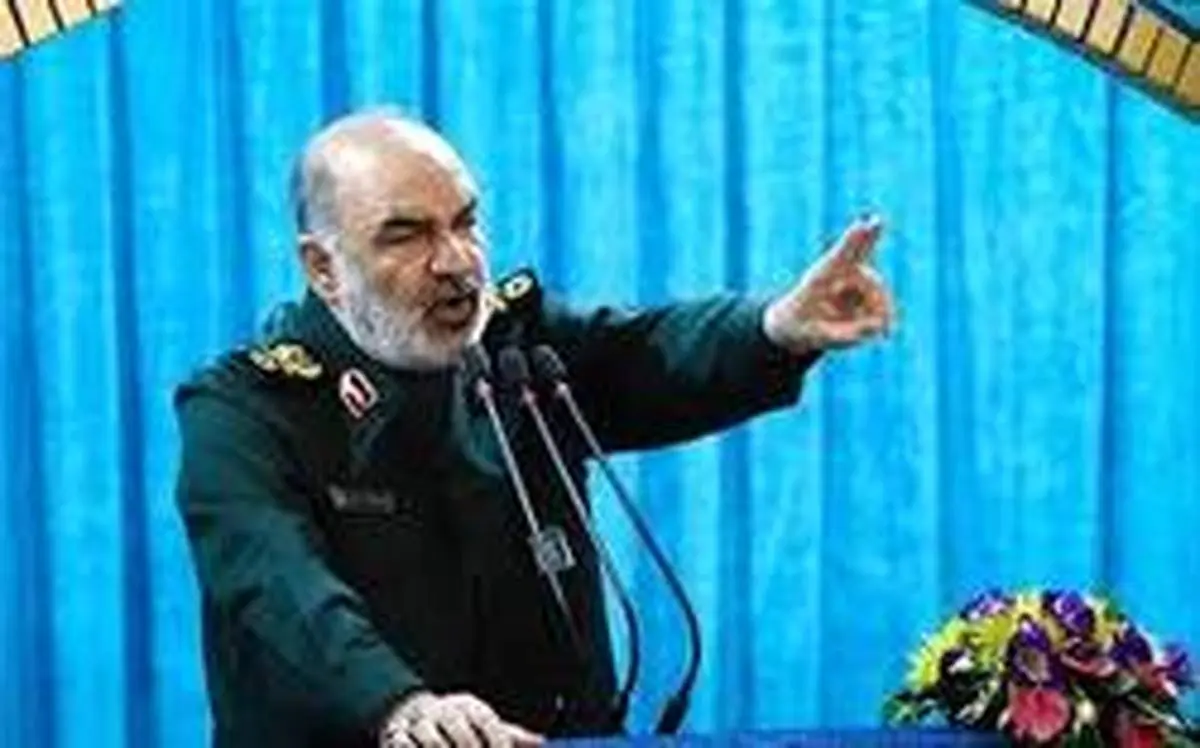 سردار سلامی: دشمنان را تا قبرستان تاریخ بدرقه می‌کنیم