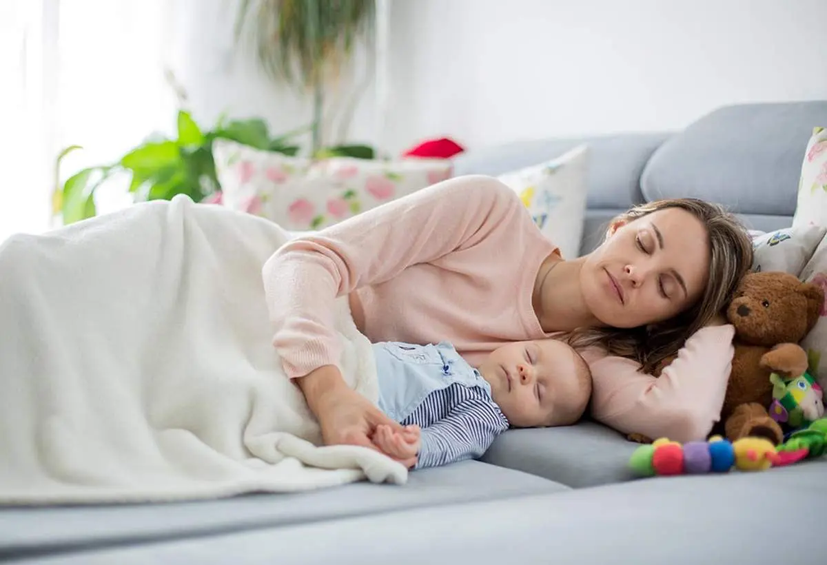 چرا در خواب حرف می‌زنیم؟