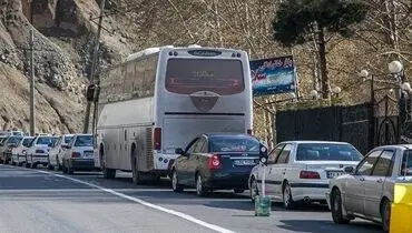 ترافیک در جاده کرج - چالوس سنگین است