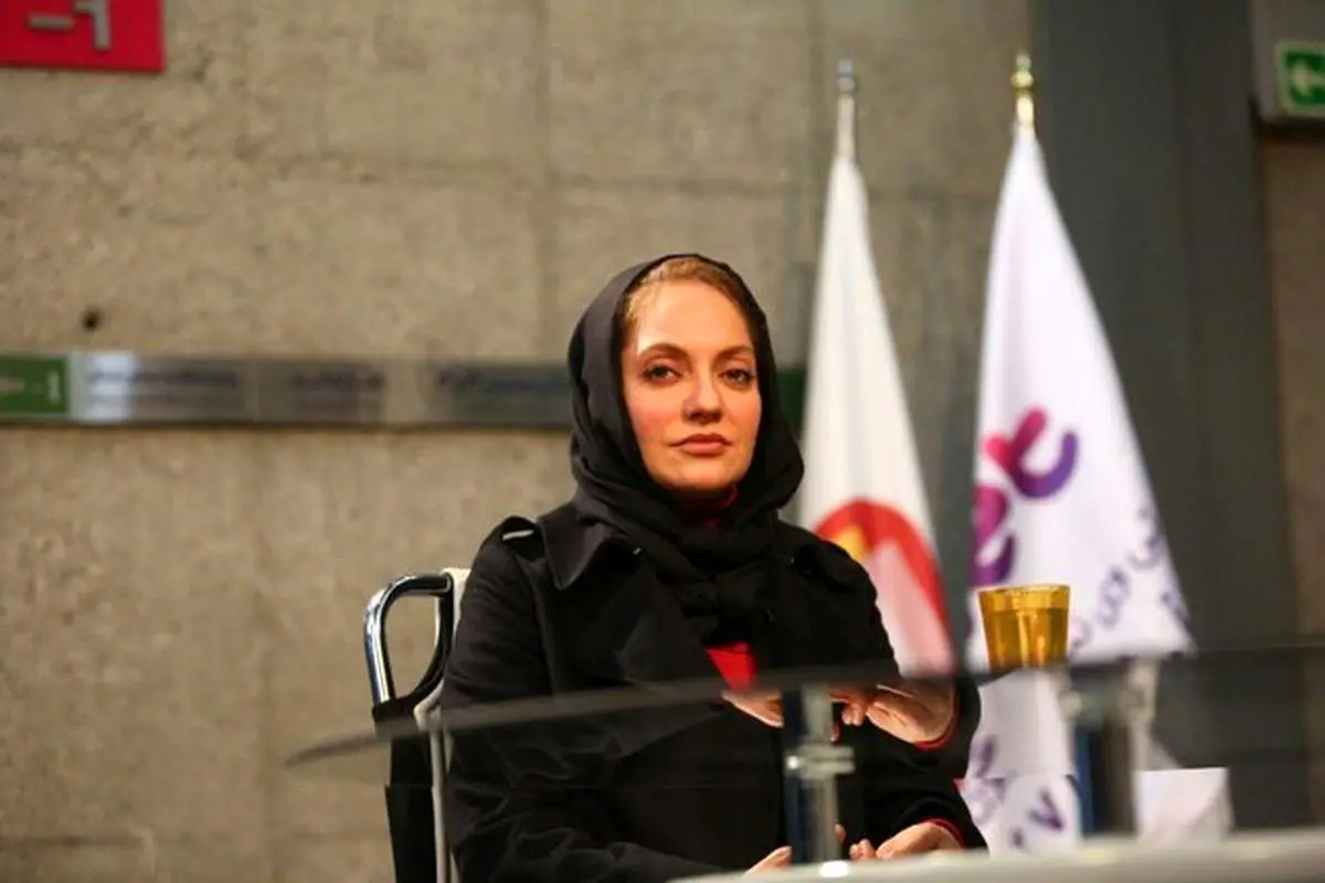 وکیل «مهناز افشار» از سفر خارجی موکلش گفت
