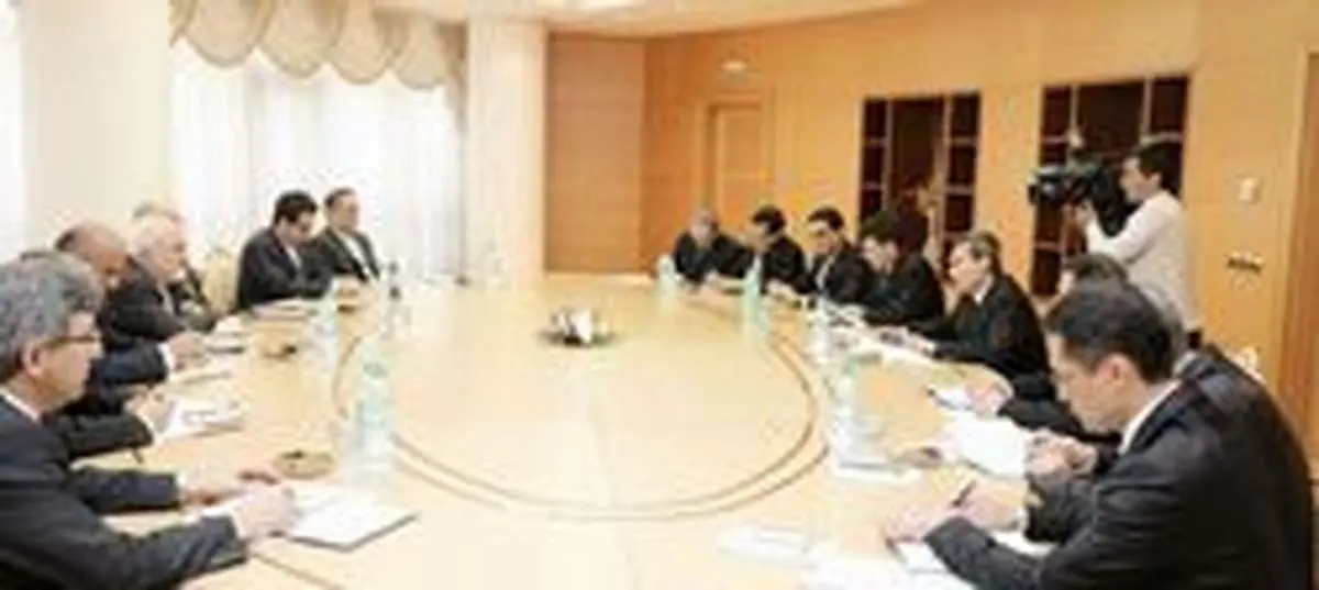 ظریف: ایران برای گسترش روابط با ترکمنستان آمادگی کامل دارد