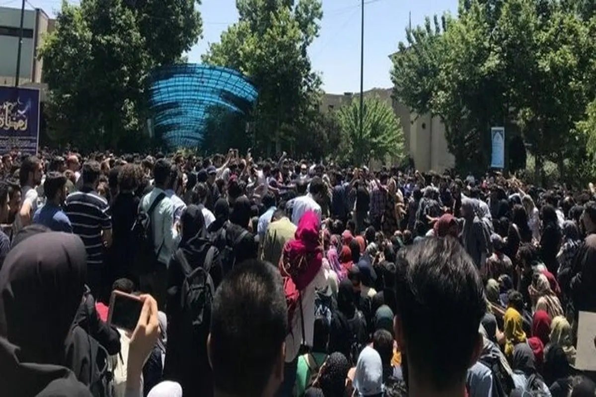 تجمع در دانشگاه تهران؛ اختلاف بر سر چه بود؟ +ویدیو