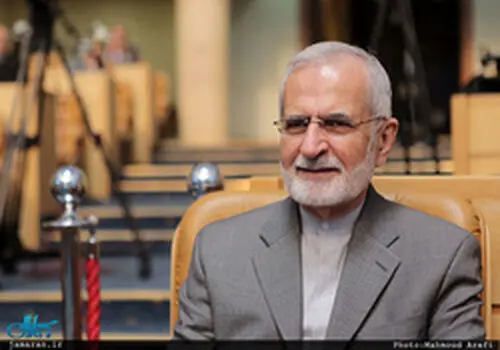 مزار ساده دیپلمات شهید سید کمال خرازی