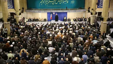 روحانی: با ایستادگی و مقاومت از این مرحله عبور می‌کنیم