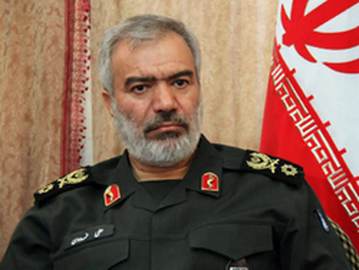 دریادار فدوی: دشمن می‌خواهد ما را تحت فشار قرار دهد