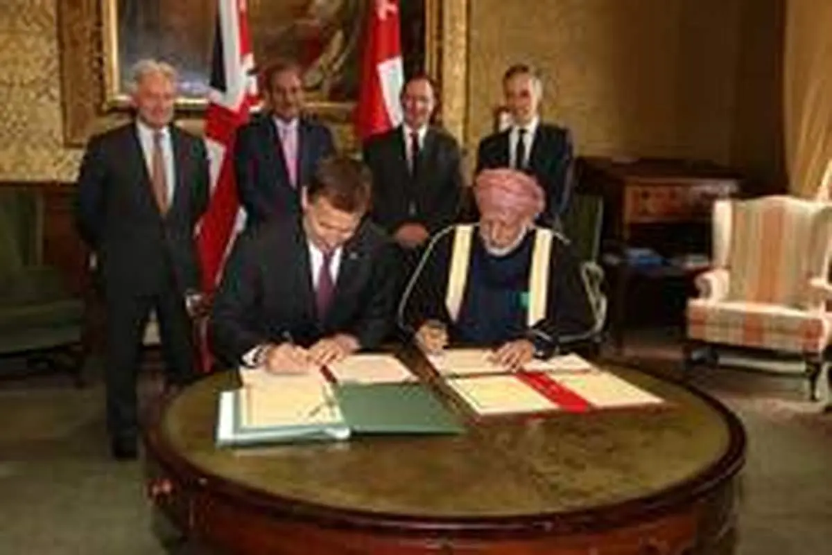 رایزنی وزیران امور خارجه انگلیس و عمان درباره ایران
