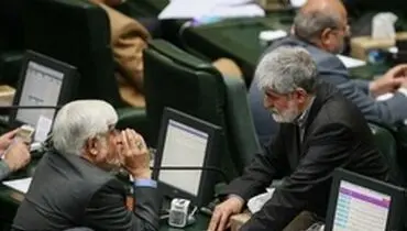 مطهری قربانی بلندپروازی عارف شد