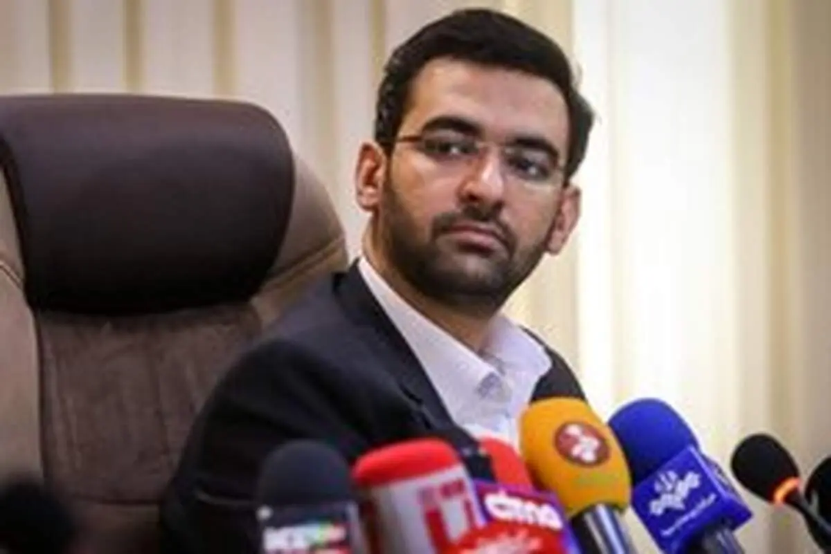 آذری جهرمی خطاب به ترامپ: مشاورانت منشاء فیک نیوز هستند