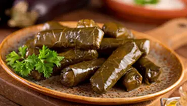 طرز تهیه دلمه برگ مو