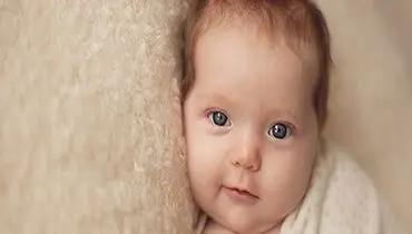 حكم روزه مادري كه به نوزاد شير مي دهد