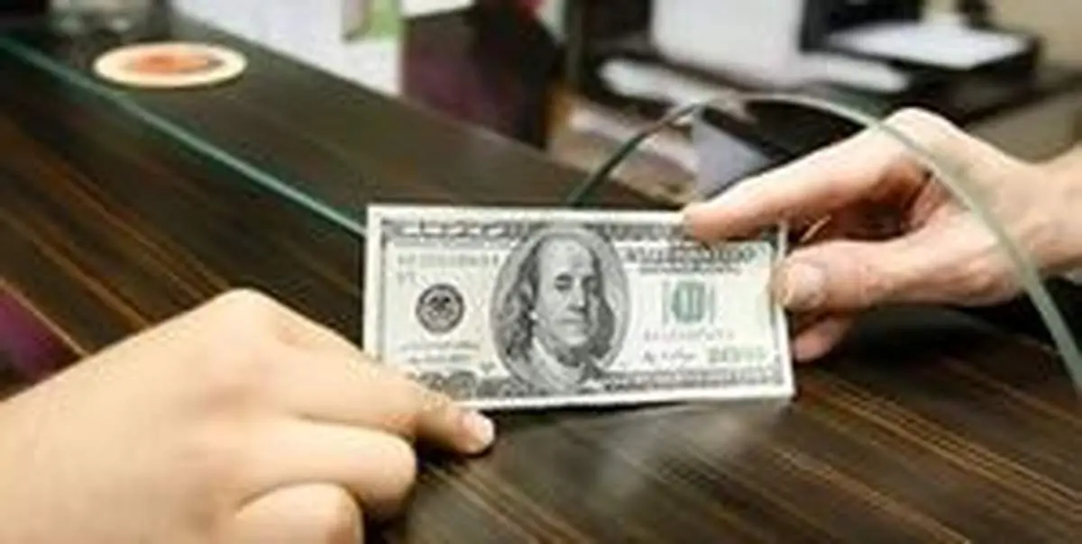 نرخ دلار به مرز ۱۳ هزار تومان نزدیک شد