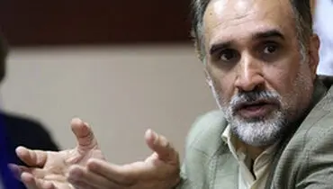 دچار تورم قانون در کشور شده‌ایم