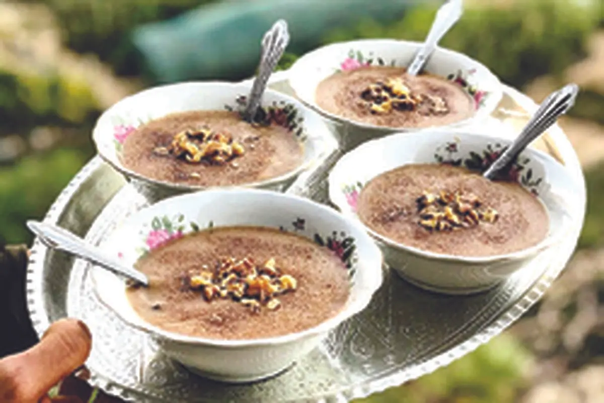 طرز تهیه کاچی زعفرانی