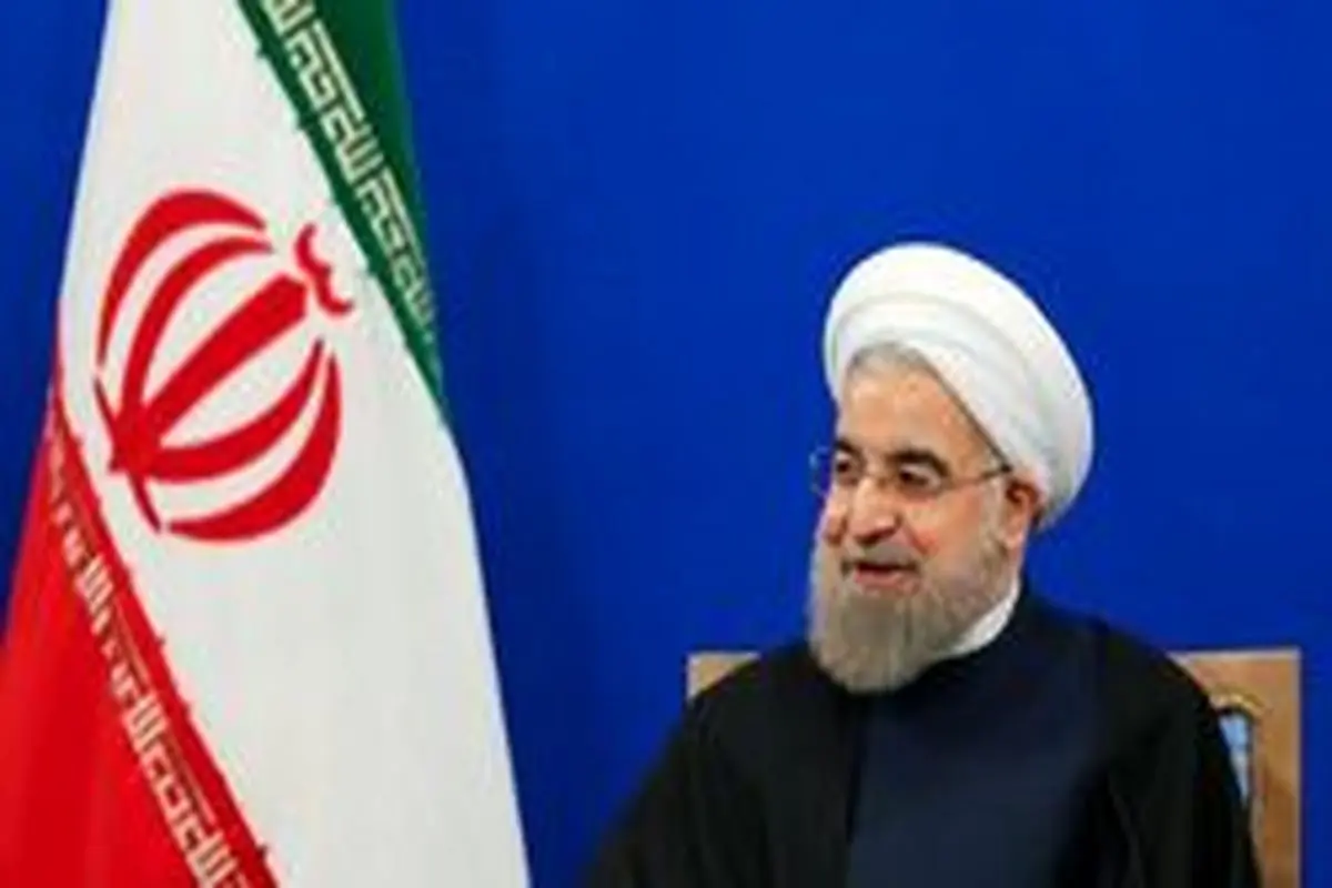 روحانی قهرمانی تیم ملی وزنه برداری را تبریک گفت