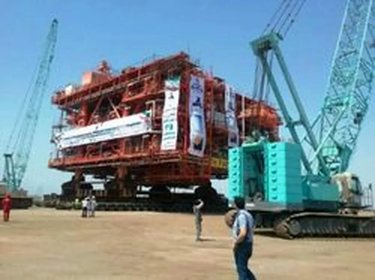 چهارمین سکوی گازی فاز ۱۴ پارس جنوبی به آب سپاری شد