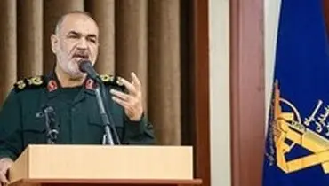 سردار سلامی: باید با تلاش جهادی فاصله میان حرف با عمل را کاهش داد