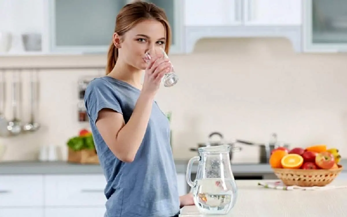 بدترین حالت نوشیدن آب از نظر طب سنتی