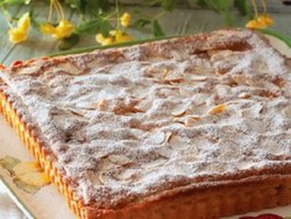 چگونه تارت شاتوت و بادام درست کنیم؟