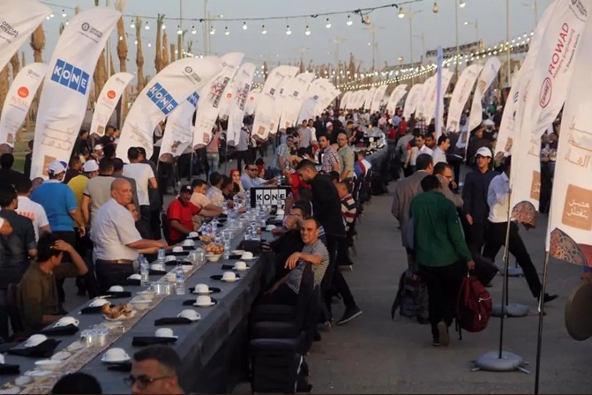 بزرگترین میز افطار جهان در مصر