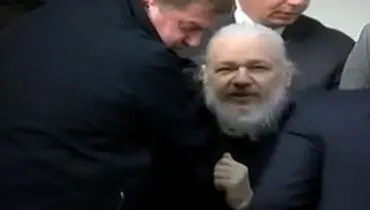 آمریکا از بیم رسوایی اطلاعاتی مجبور به عقب‌نشینی شد