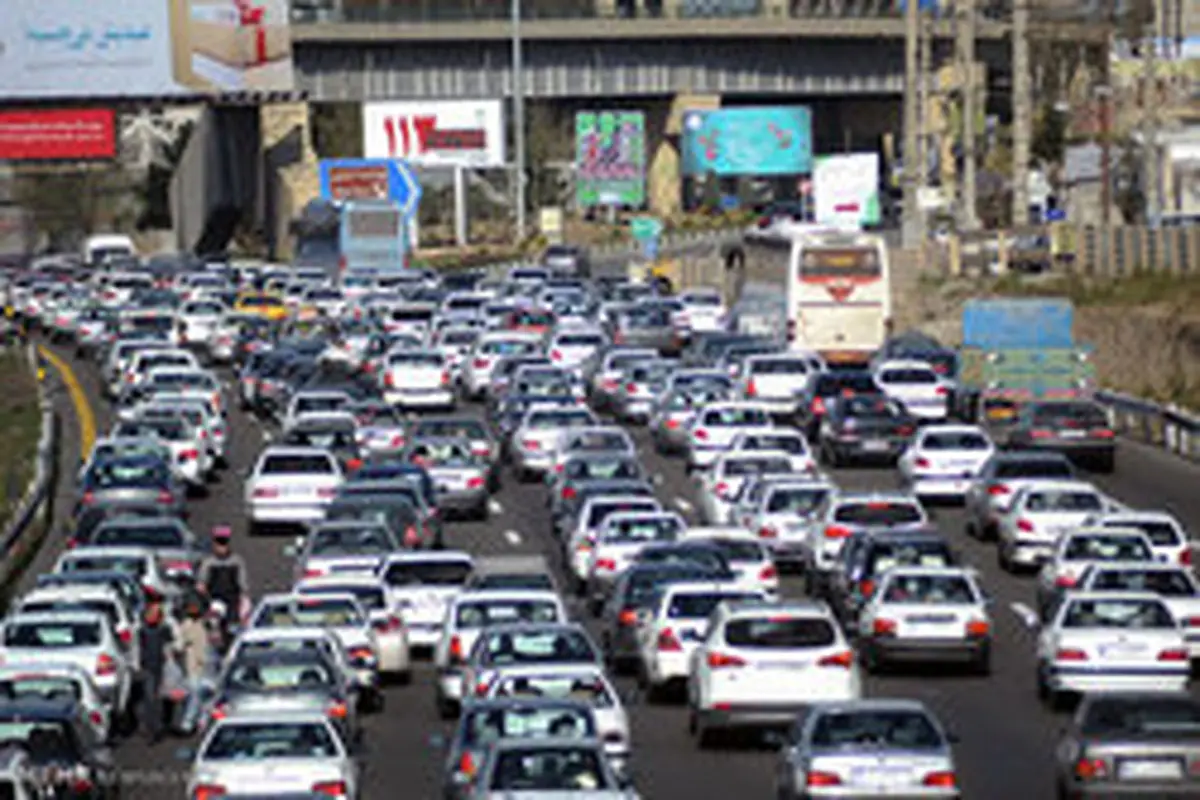 ترافیک سنگین محور هراز در محدوده بومهن و رودهن