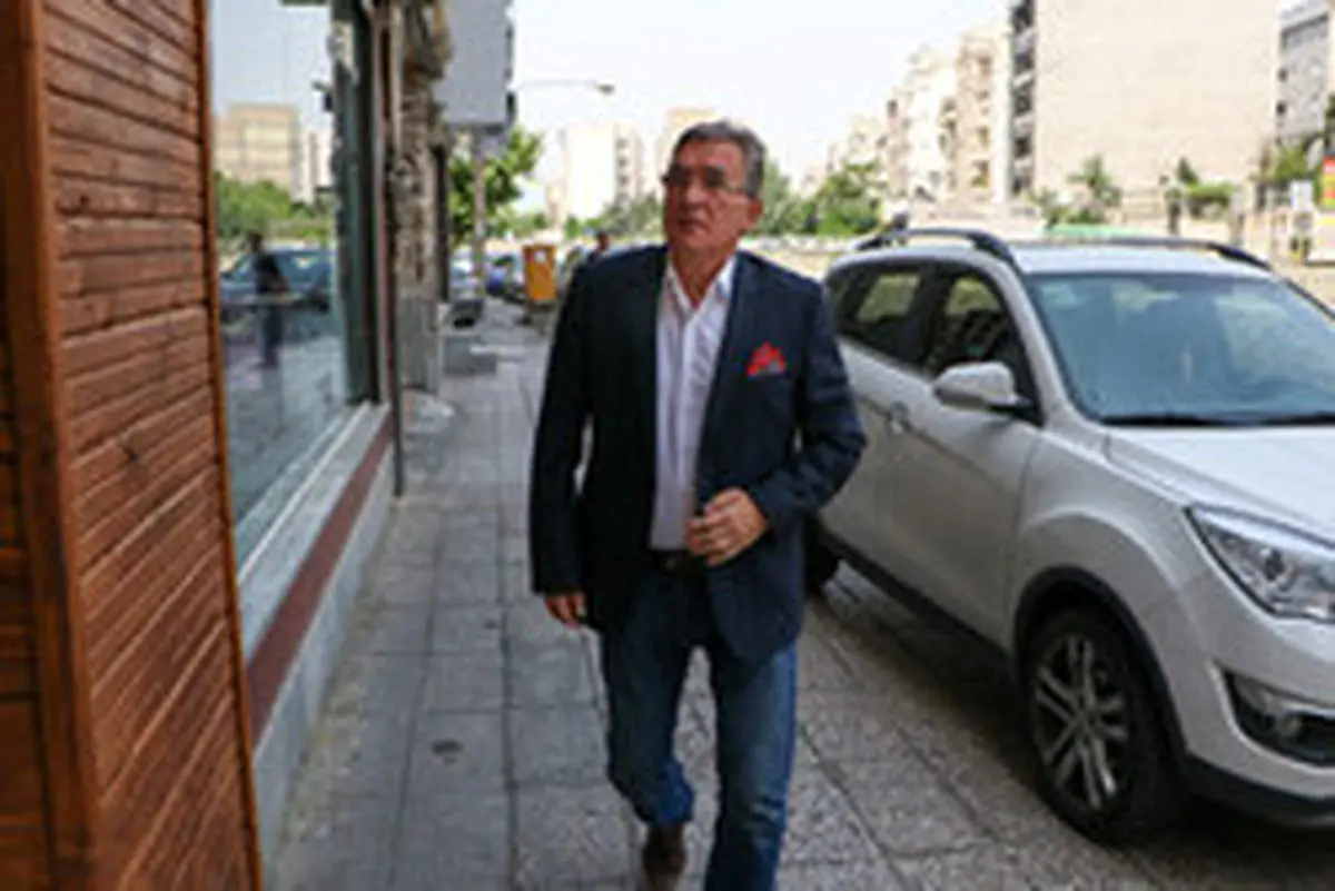 فرصت دو هفتهای پروفسور به پرسپولیس
