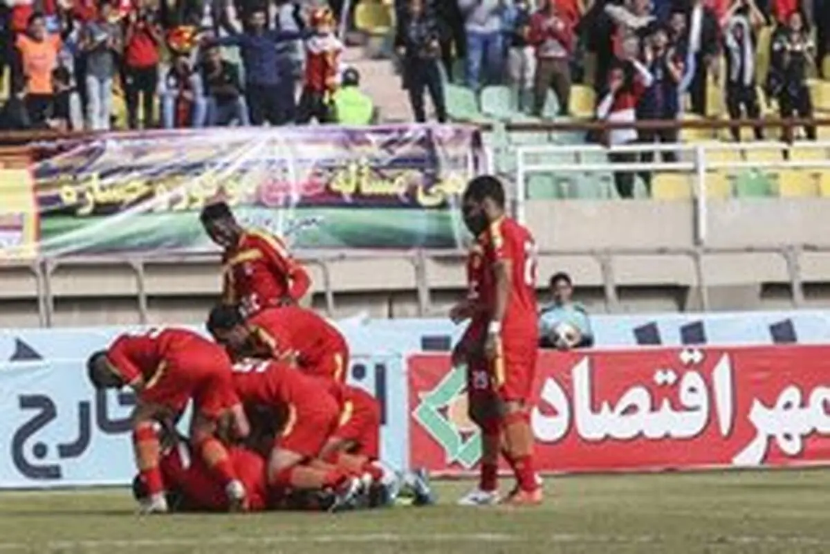 فولاد خوزستان از شنبه با نکونام استارت می‌زند