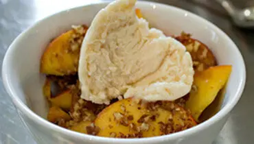 طرز تهیه دسر بستنی و هلو