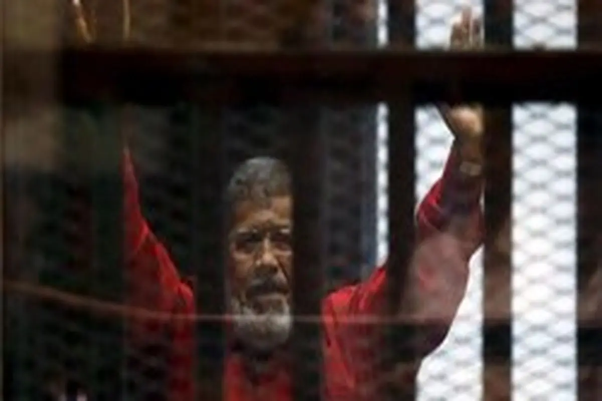 «محمد مرسی» هنگام جلسه محاکمه درگذشت