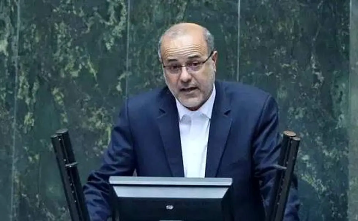 میرزاده: هیچ دانش آموزی بابت «خواندن آهنگ» اخراج نشده