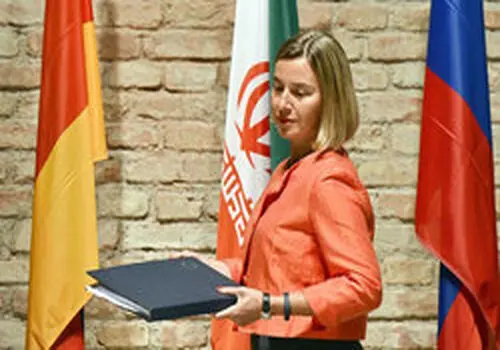 اعلام آمادگی ایران برای ادامه مذاکرات با سه کشور اروپایی