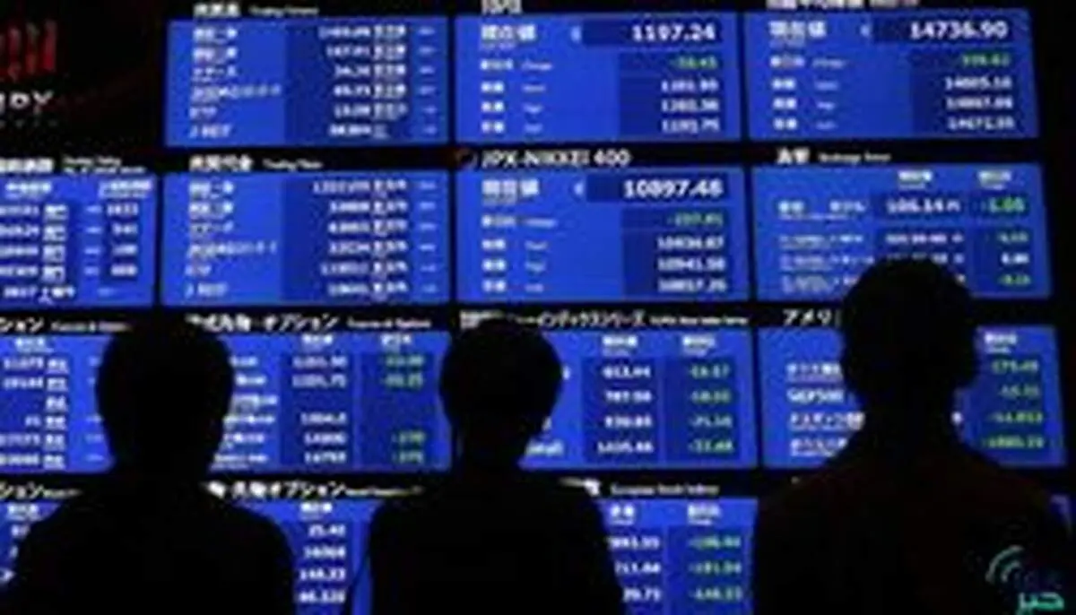 وال‌استریت از رکوردها پایین آمد