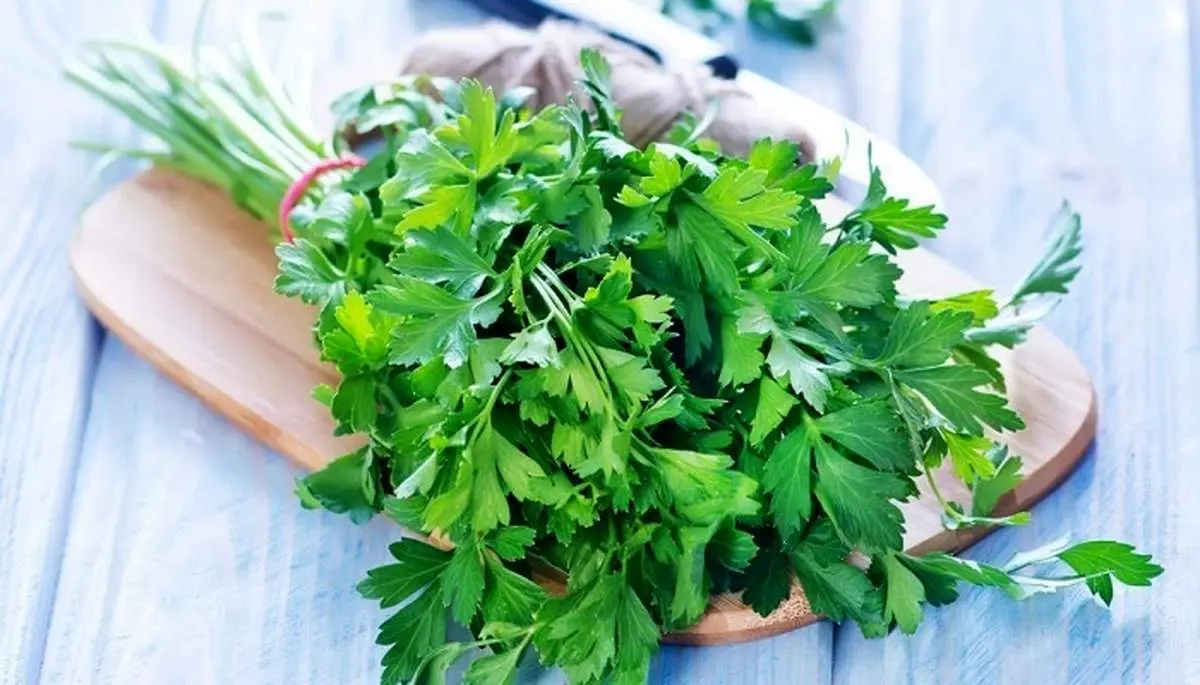 سبزی که چندین برابر پرتقال ویتامین C. دارد